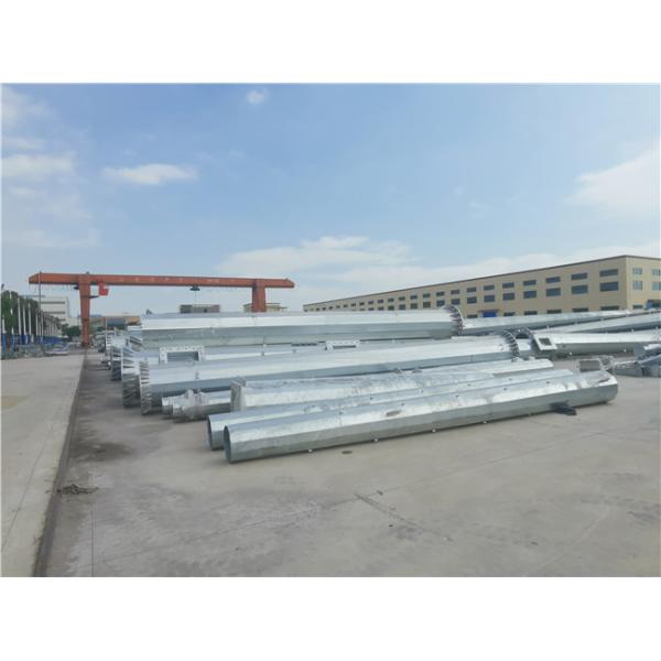Power Transmission Hot Dip Galvanised Metal Pole 10-220KV With Crossarms And Ladder