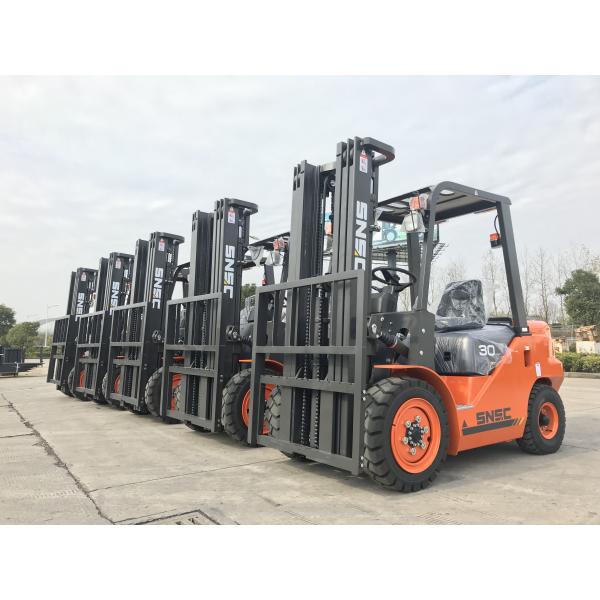 FD35 3.5ton Side Shifter Rough Terrain Forklift Japanese Engine and Core Gearbox Component