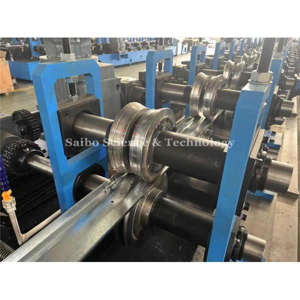 Automatically 90 Degree Hat Roll Forming Machine With Servo Feeding And Punching