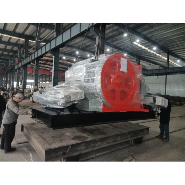 Raw Material Fine Grinder Double Roller Crusher Machine Clay Block Production Equipment