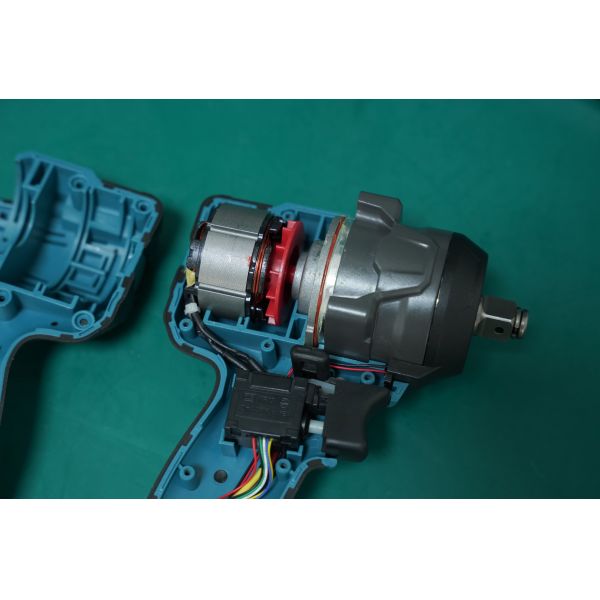 400Nm High Torque High Quality Modern Tools Repairs Portable 1/2inch Power Wrench High-Intensity Impact Wrench Without Battery
