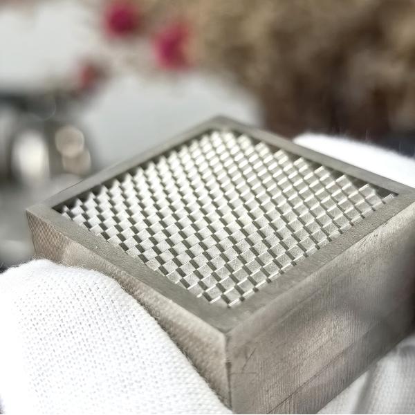 0.001mm Texture Depth and High Gloss Texture Coatings for Molds