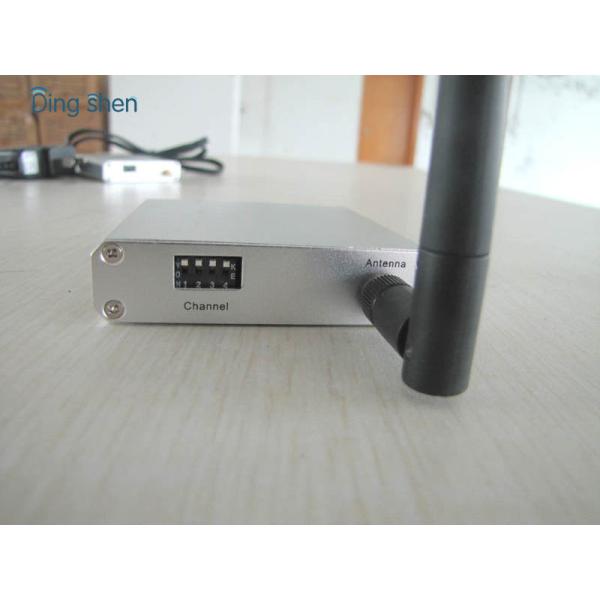 8 Channels Portable FPV Ground Station Wireless Video Audio Receiver