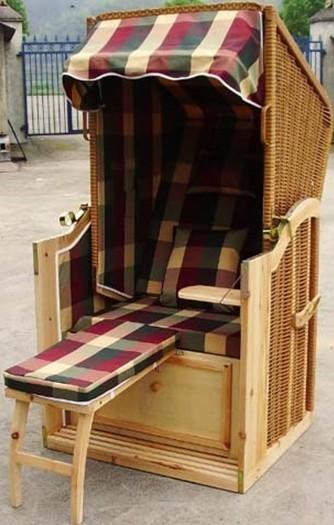 Quality Holiday Roofed Wicker Beach Chair , Wood Rattan Beach Basket for sale