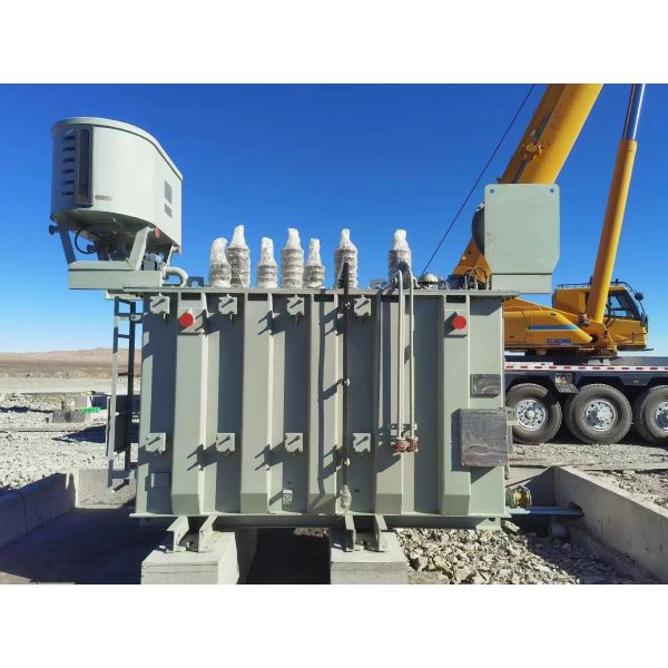 Three Copper Winding Enclosed and Mobile Type Transformer Oil Purifier Using Mineral Oil Non PCB Ensuring Operation