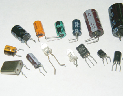 High Speed Auto Loose Capacitor Lead Forming Machine Electrolytic Capacitor Cutting Machine