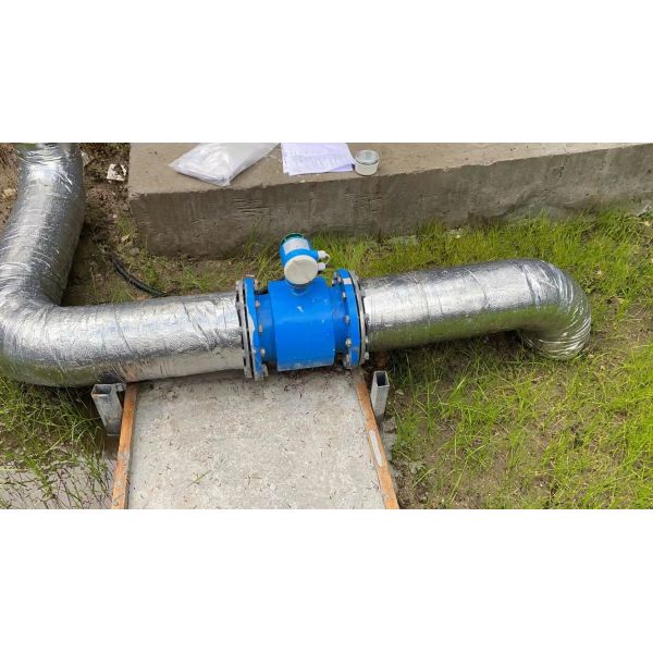 Digital Electromagnetic Flow Meter 24VDC For Water Supply DN200-DN400 Caliber