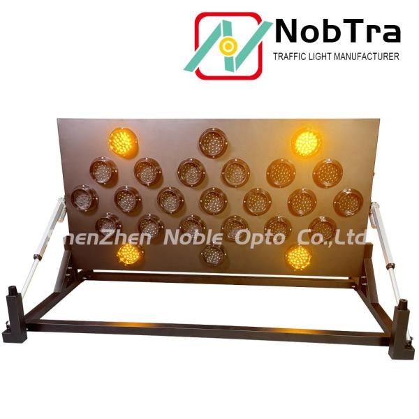25 Amber Temporary Traffic control IP54 Approved Solar Battery Powered With Remote Control