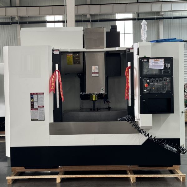 VMC650 Multi Axis CNC Machine Center 8000 RPM Belt Drive BT40 Taper Vertical Milling System