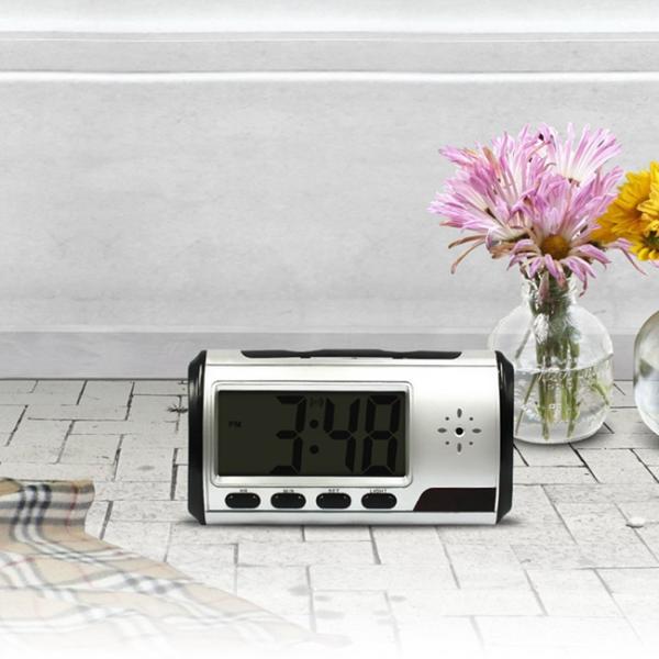 Remote Control Wifi Camera Clock Full HD 720P P2P Network For Home / Office Security