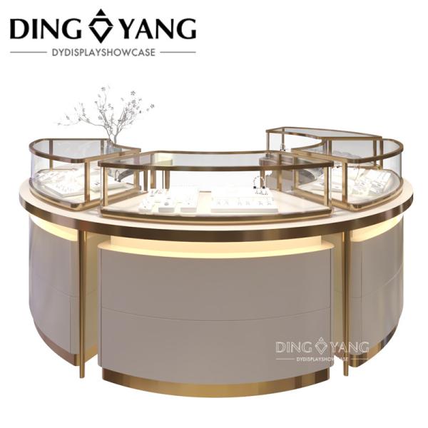 Fashion Curve Jewellery Display Showcases Beautiful Firm Structure With Highly Transparent Tempered Glass