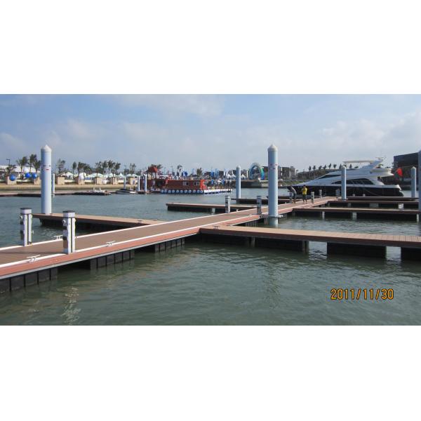 Aluminum Alloy Floating Dock Silver Marine Platform Customized For Durability Floating Bridge Pontoon For Boat Yacht Use