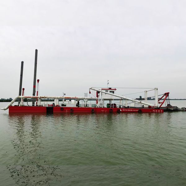 Sand Pumping Dredger Hydraulic River Dredging Machine 1662kw Sand Suction Dredger