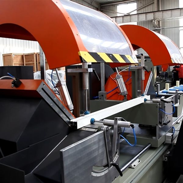 CNC ALUMINUM WINDOW DOOR CUTTING MACHINE /ALUMINIUM CUTTING SAW MACHINE WITH AFFORDABLE PRICE/WINDOW MAKING MACHINE