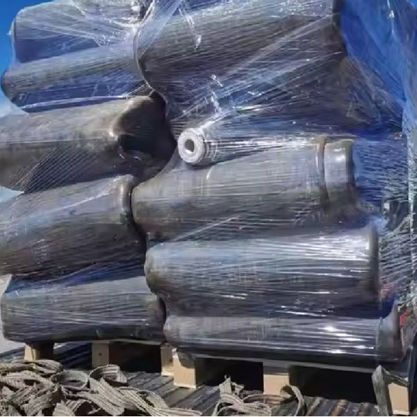 Multiple airbags supporting a large vessel