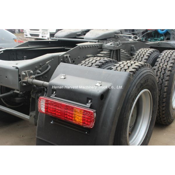 6x4 Load capacity 40000kg 375hp SINOTRUK HOWO Prime Mover Second Hand Truck