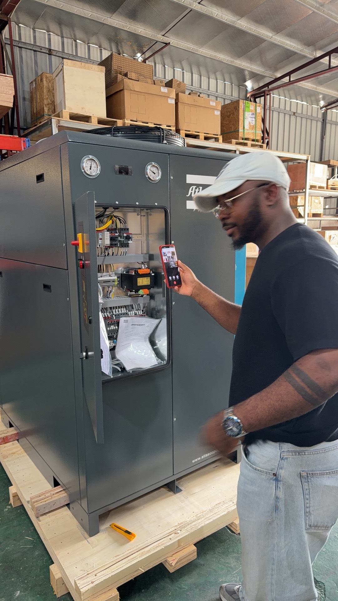 Atlas Copco Equalizer 4.0 Central Compressor Controller Energy Saving Real Time Monitor