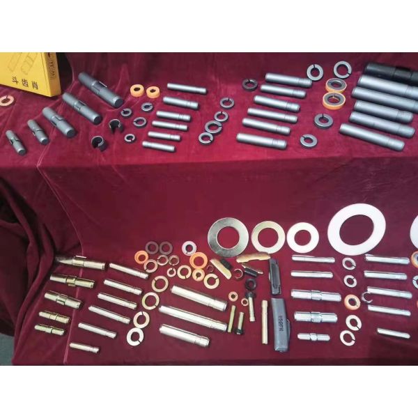 Alloy steel Excavator Bucket Teeth Forging Casting IU3352 Rock Teeth For E320