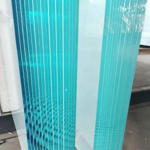 China Clear Glass Low Iron Laminated Glass Mirror Reeded on sale