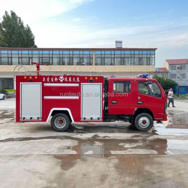 Factory DFAC DongFeng Small Fire Truck Forest Fire Fighting Water Tank Fire Trucks