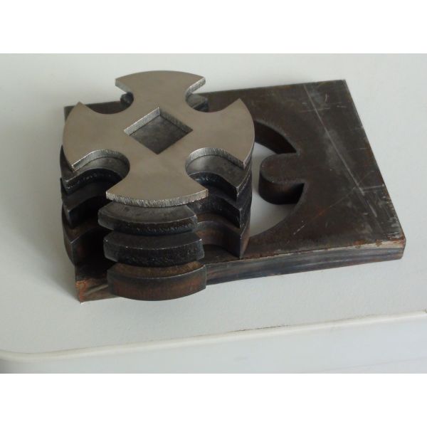 Fiber Laser Cutter Double Exchange Working Tables Full Seal Structure