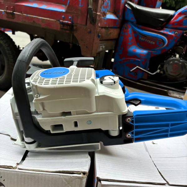 DIY 2.3KW 45.6CC Ms250 Chainsaw Gas Powered with 16inch 18inch Bar Lightweight & Durable Perfect for Outdoor Work
