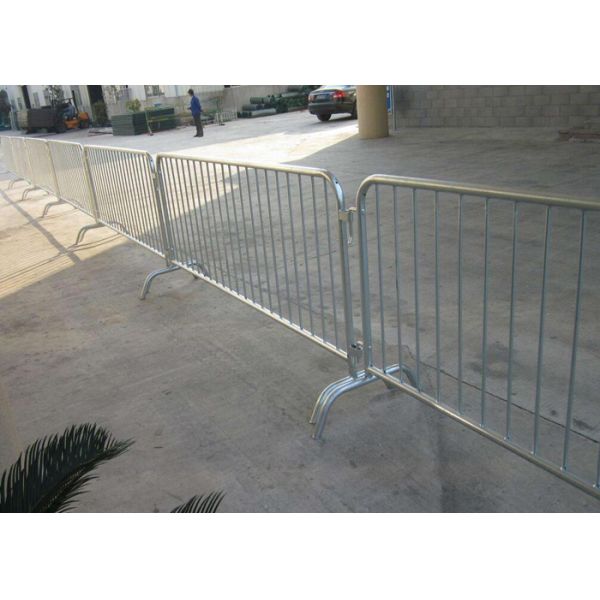 Concert Steel Barricades Crowd Control / Metal Pedestrian Barriers 12mm Inner Tube