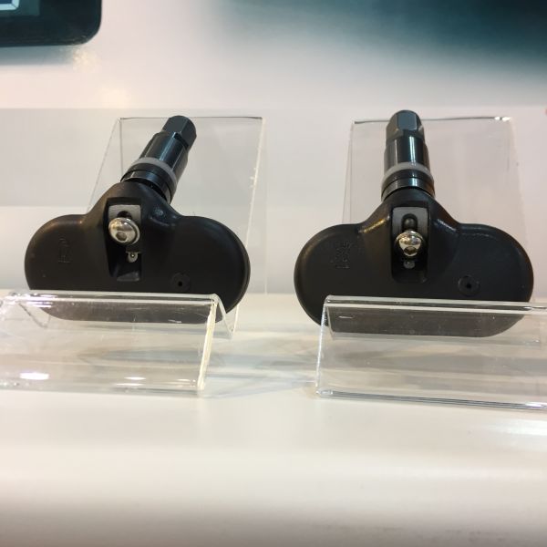 TPMS Internal Sensor For IOS Systems , 350mAh Motorcycle Tire Pressure Monitoring System