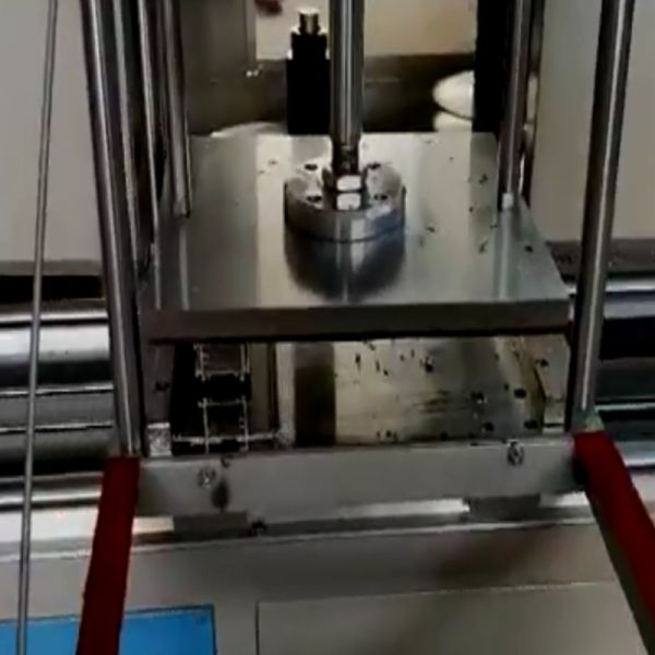 End Milling Aluminum Window Door Machine Four Axis 2.2 Kw *2
