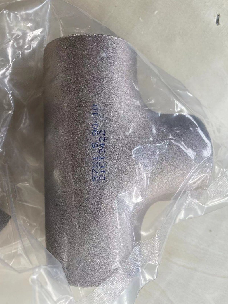 70/30 CuNi Copper Nickel Reducing Tee Socket Welding Pipe Fitting Corrosion Resistant Marine Offshore Class150
