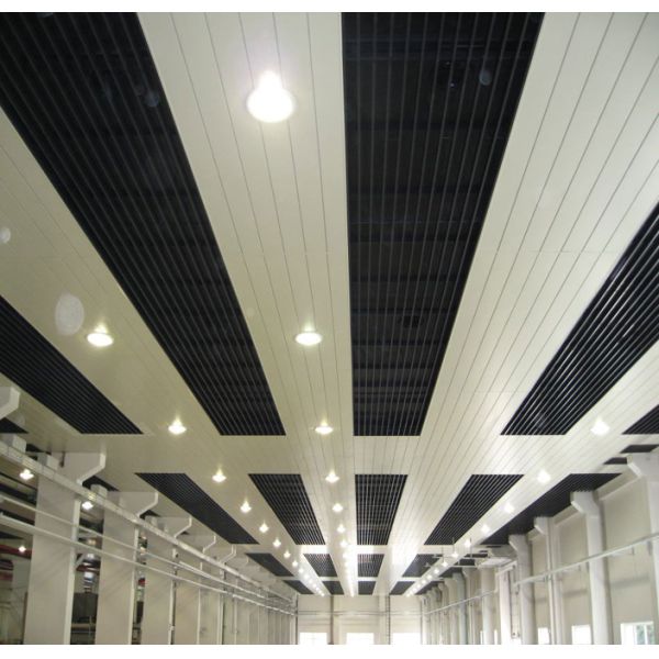 PPGI GI Al 100-200mm Width Adjustable Louver Ceiling Blade Grid Keel Roll Forming Machine