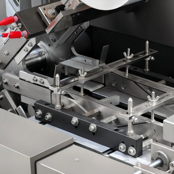 3 Dimension Automatic Packing Machine Transparent Film Box Packing Machine For Cosmetic Tea And Poker