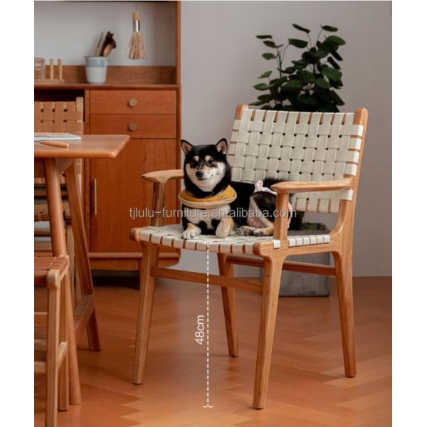 Hotel Nordic Design Solid Ash Wood Horse Saddle Leather Woven Seat Stackable Dining Chair for Modern Cafe and Restaurant