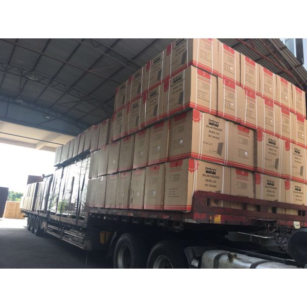 28L Car Mini Camping Fridge ZM-28D With Steel And Tempered Glass Material