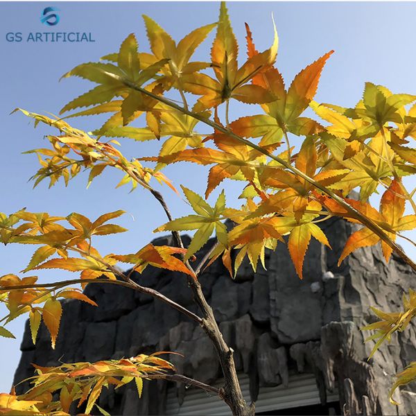 Customized Outdoor Artificial Maple Tree For Shopping Mall Decoration