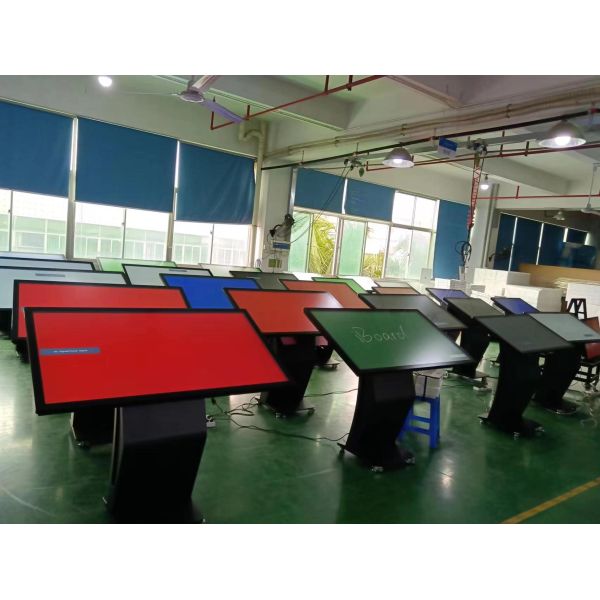 Touch Screen Kiosk 4K 55 Inch Menu Board Android Windows For School Bank Hospital Store