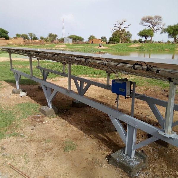 3kw Wall - Mounted Jntech Inverter For Deep Well In Africa And Middle East
