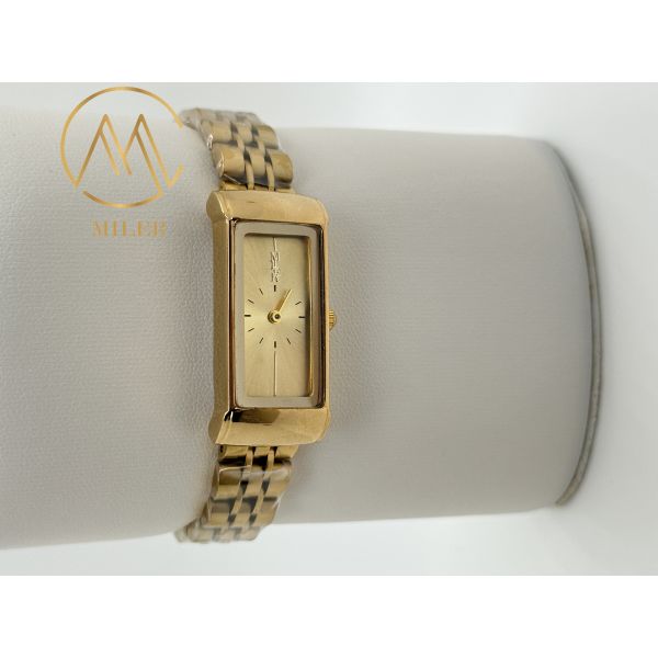 Fashion Men Quartz Wrist Watch Sleek Design And Accurate Timekeeping