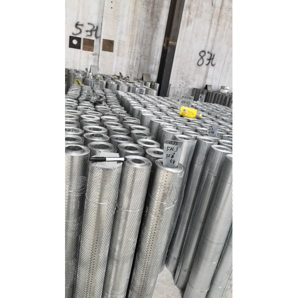 1 Meter * 20 Meter Galvanized Perforated Coil Used For Balcony Decoration