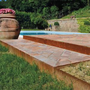 China non rusting  Corten Steel  Lawn Edging 2.4m Rusted Steel Garden Edging on sale