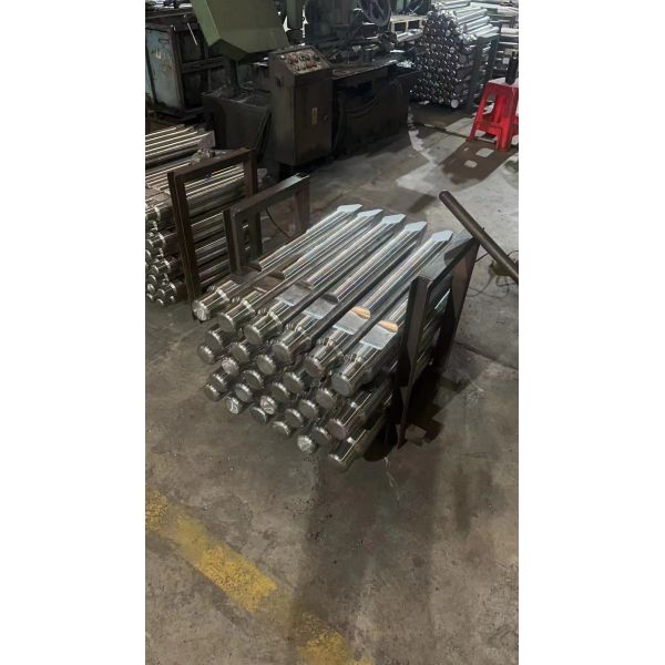 SOOSAN SB131 Hydraulic Rock Breaker Chisel DSB165 With Chisel 165mm