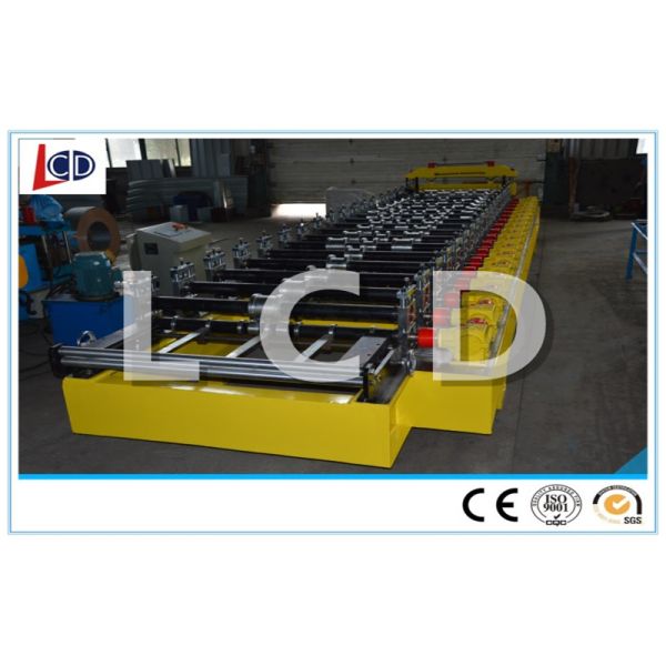 50HZ Color Steel Roof Panel Forming Machine High Strength With Guide Pillar