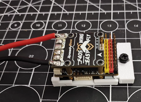 SpeedyBee F405 WING MINI Fixed Wing Flight Controller 2-6S LiPo for RC Fixed Wing Model Airplane Drone