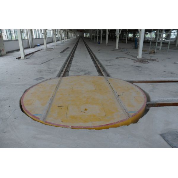 Crossing rail ransfer car on turnplate for aotumobile production line