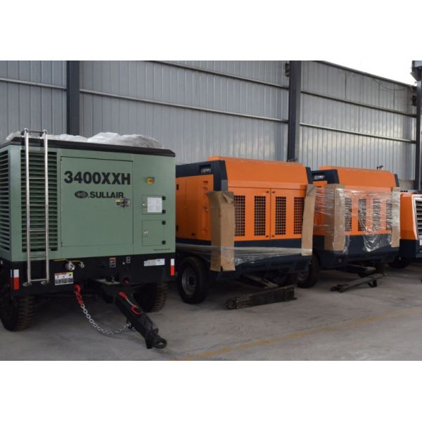 Diesel Air Compressor for Drilling Rig / Borewell Drilling Machine Air Compressor