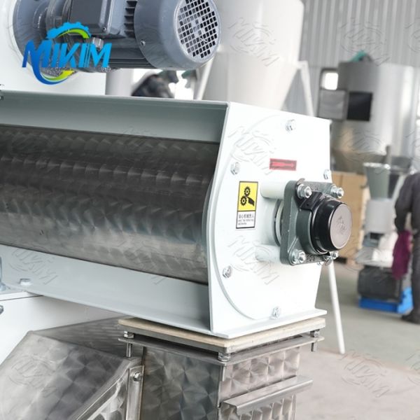 Poultry Feed Pellet Machine 60-100kg/H Wood Feed Pellet Mill Animal Feed Granulator
