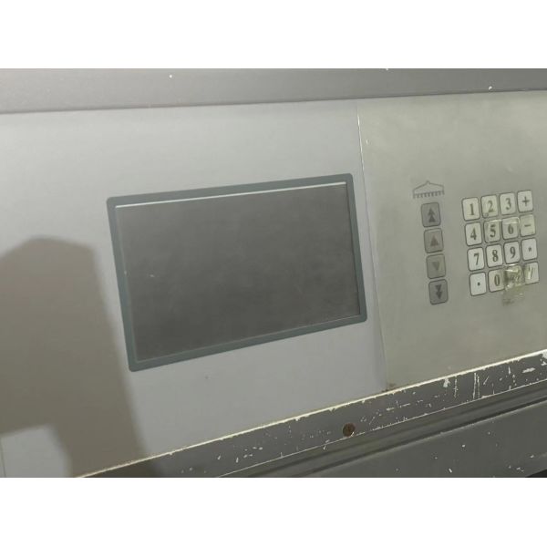 3 KG Weight Touch Screen for Improved Performance on Polar Paper Cutting Machine