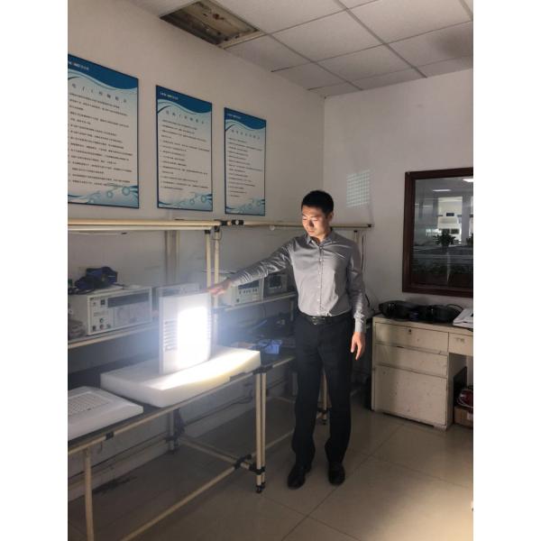 Gas Station LED Canopy Lights 165lm/w 100w 150w IP66 IK10 85 Degree Optical Lens