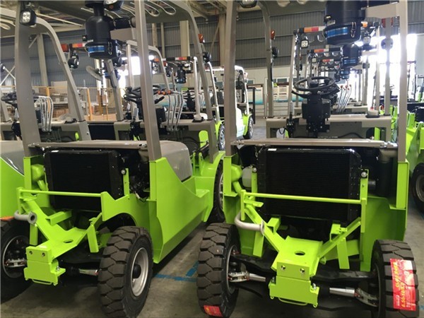 2065mm Mast Height 3.5 Ton Mini Rough Terrain 4x4 Diesel Forklift with Container Mast