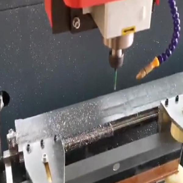 4 AXIS CNC ALUMINUM WINDOW DOOR MACHINE SINGLE HEAD MACHINING CENTER